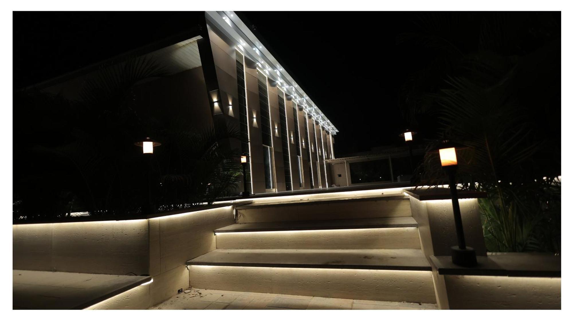 The Riverside Inn Vidisha Buitenkant foto