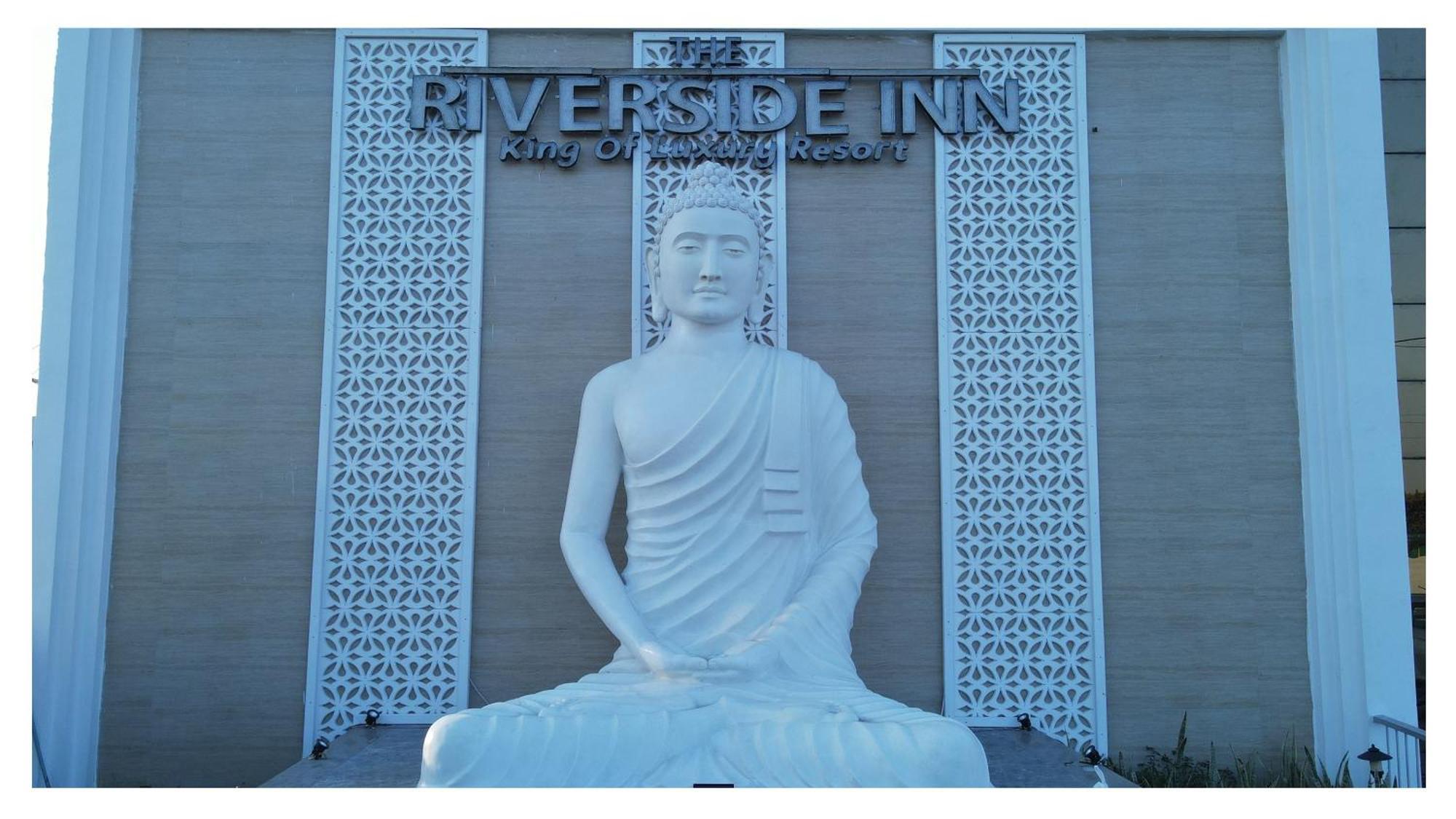 The Riverside Inn Vidisha Buitenkant foto